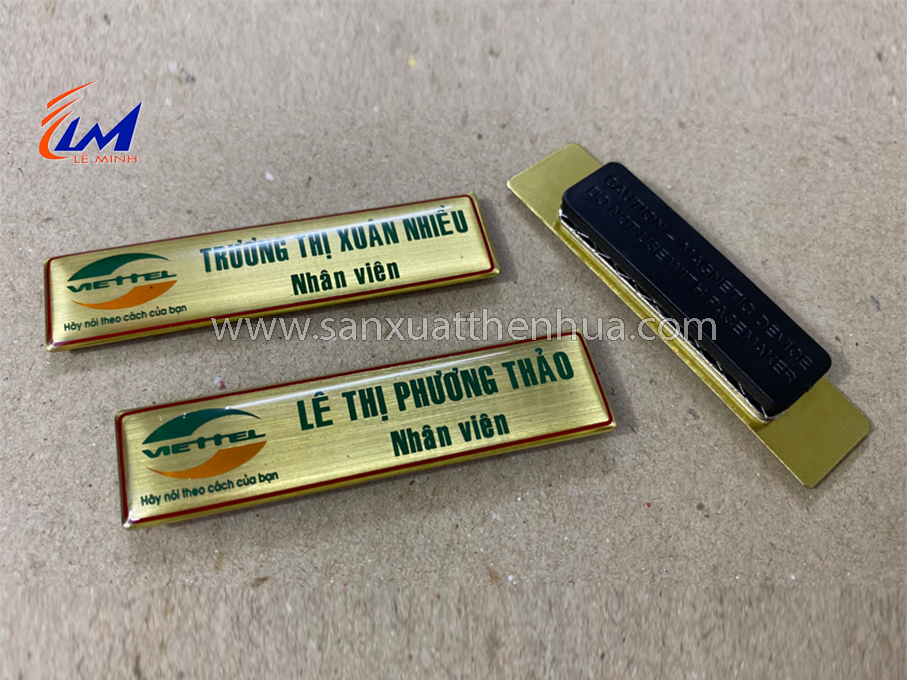 Làm bảng tên đồng mẫu VIETTEL