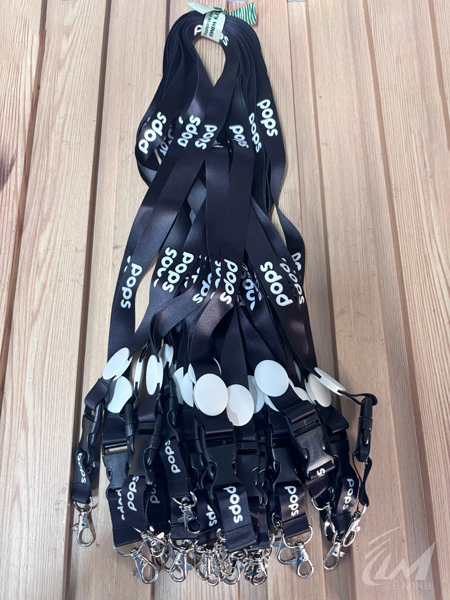 dây đeo thẻ nhân viên POPS